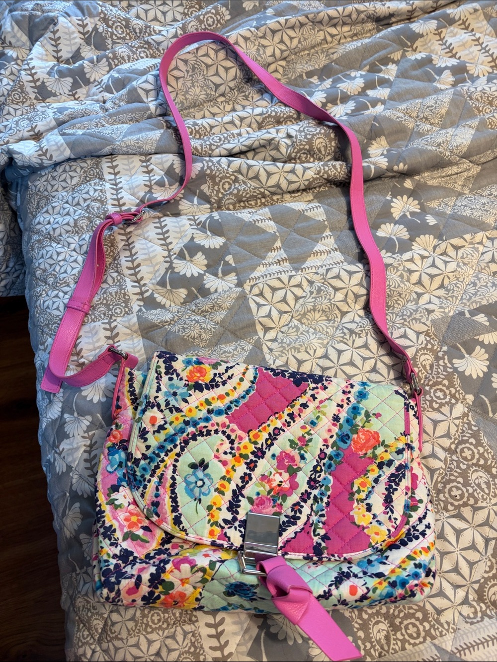 Vera Bradley Carson Crossbody - Wildflower Paisley